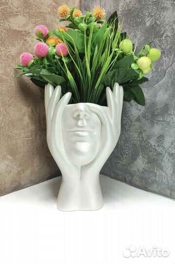 Кашпо лицо девушки