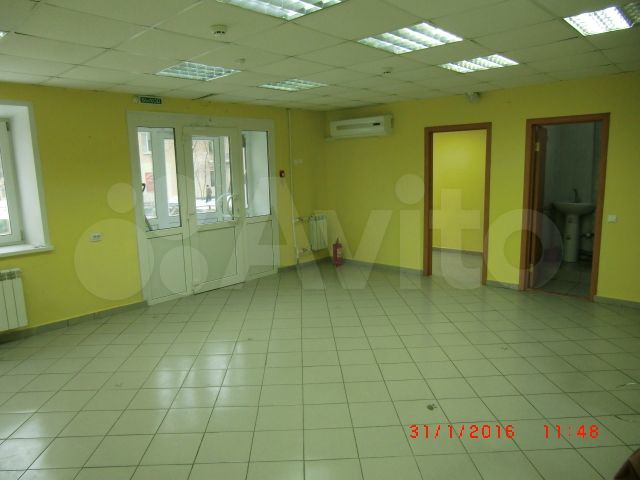 Торговая площадь, 44 м² на остановке Усти на Лабе