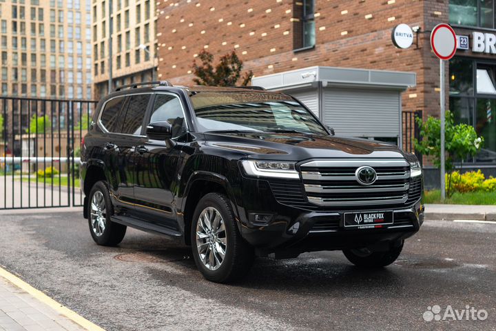 Toyota Land Cruiser 3.5 AT, 2023, 30 км