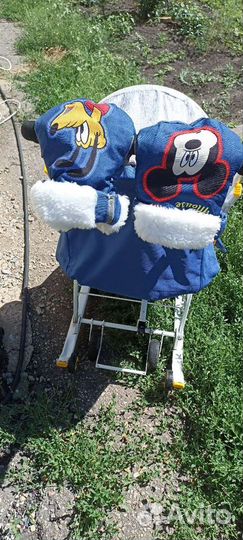 Детские санки на колесах
