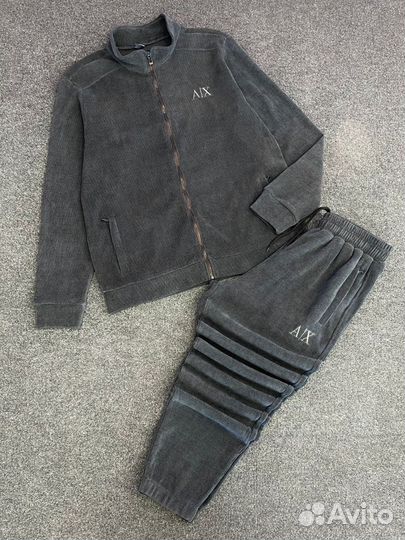 Мужский костюмы