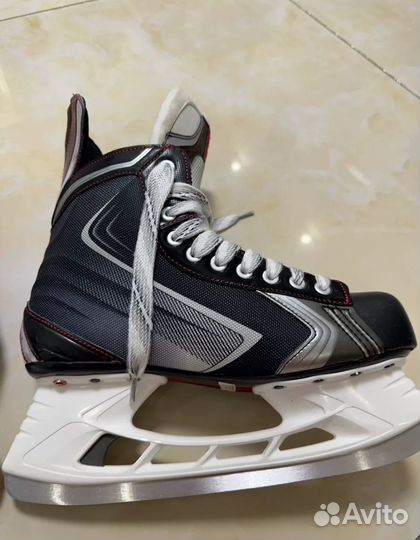 Коньки хоккейные Bauer X70