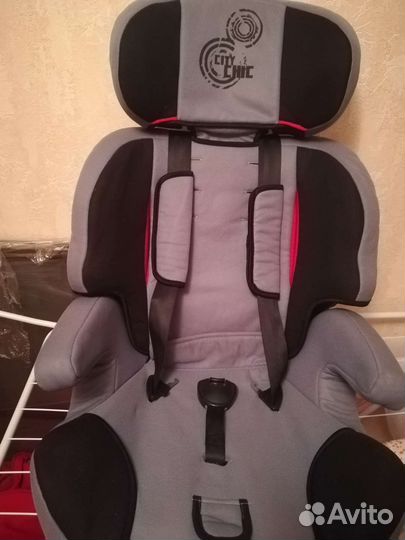Детское автомобильное кресло бу