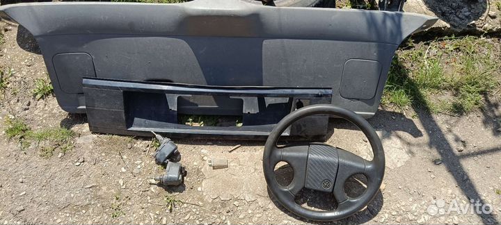 Фланец охлаждающей жидкости пассат б3