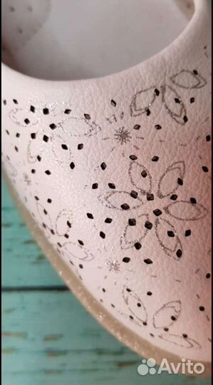 Белые туфли балетки р.37 (24 см)