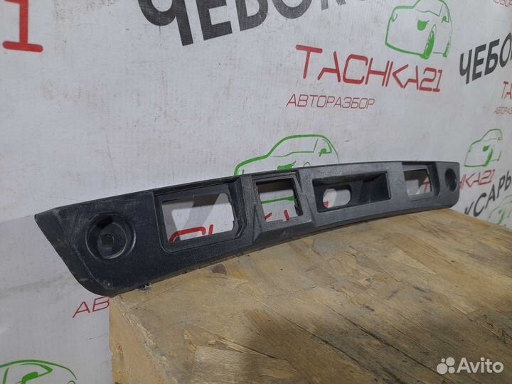 Панель заднего номерного знака Chery Tiggo 7 Pro