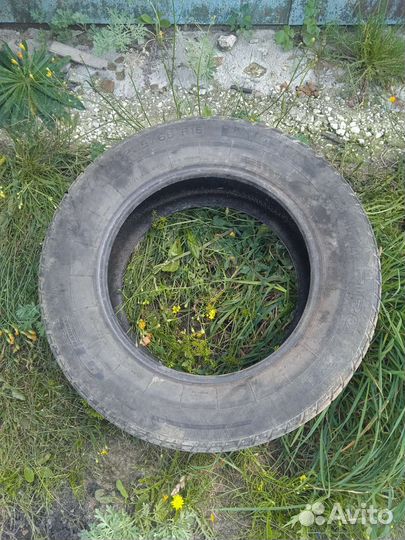 GT Radial Champiro 128 235/60 R16