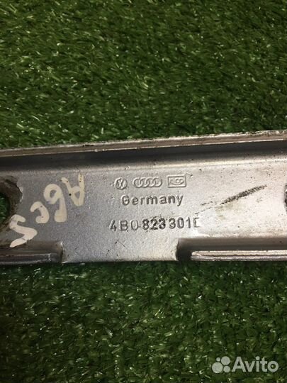 Петля капота ауди а6с5 левая