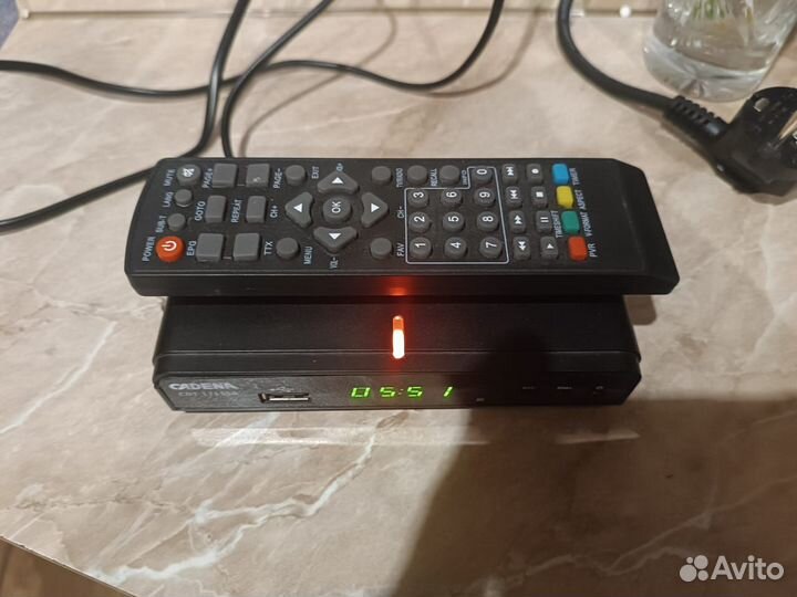 TV приставка от cadena CDT-1711SB