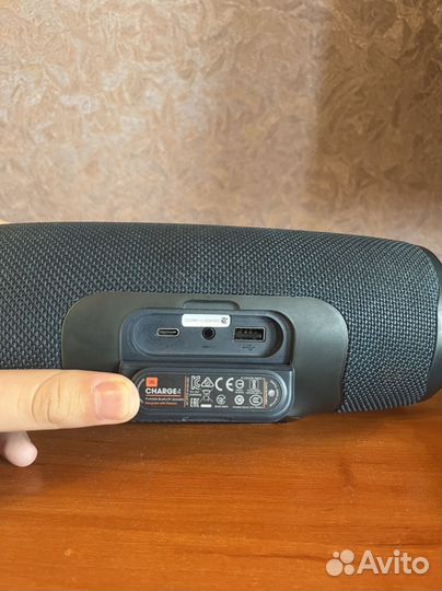 Колонка jbl charge 4