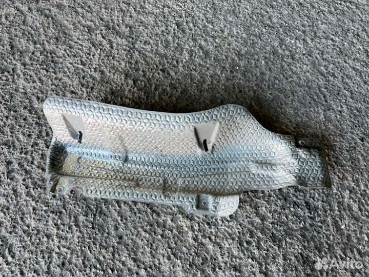 Экран тепловой Renault Arkana пробег 46 H5HA450