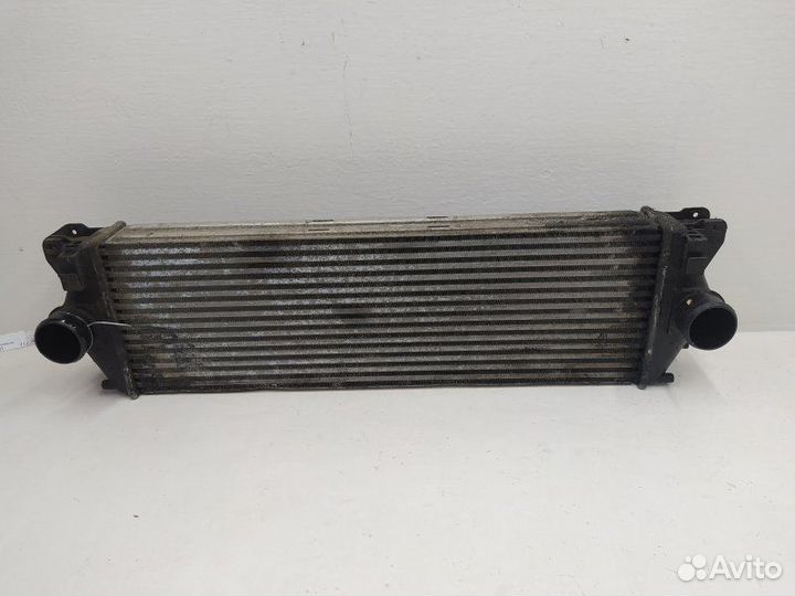 Б/У Б/У Интеркулер Valeo A9065010101 mercedes-benz