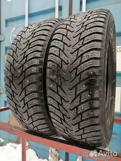 Nokian Tyres Hakkapeliitta 8 SUV 235/65 R17