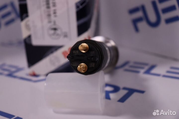 Форсунка топливная 0445120161