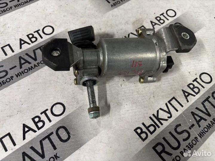 Моторчик стеклоподъемника задний правый Mercedes M