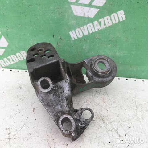 Кронштейн опоры двигателя Ауди А4 Б5