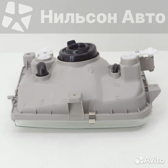 Фара nissan atlas F23, 1991-1998 г правая, zevs