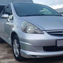 Honda Fit 1.5 CVT, 2007, 270 000 км, с пробегом, цена 650 000 руб.