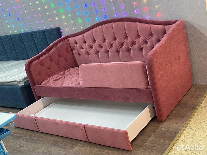 Детская кровать мягкая