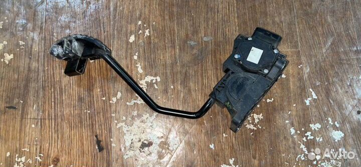 Педаль газа Fiat Albea