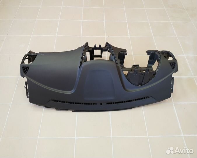 Торпедо панель приборов Hyundai Solaris