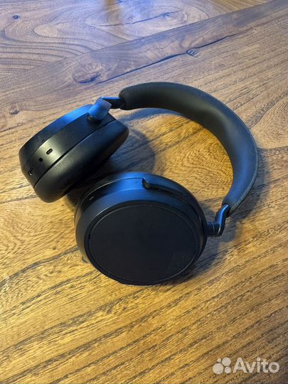 Наушники Sennheiser Momentum 4