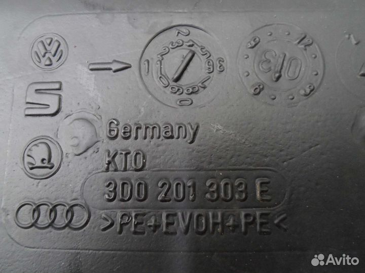 Бачок расширительный Volkswagen Phaeton 3D 3D02013