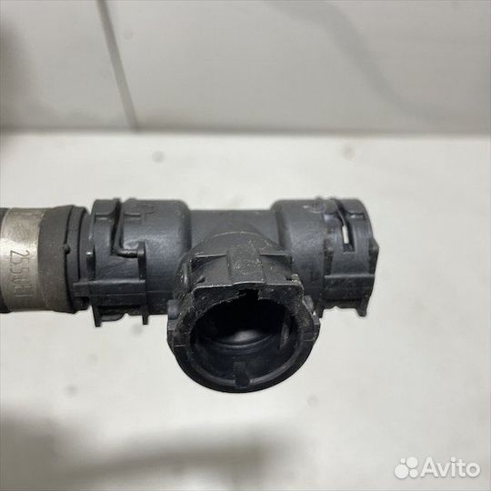 Патрубок охлаждения Мерседес w218 w212