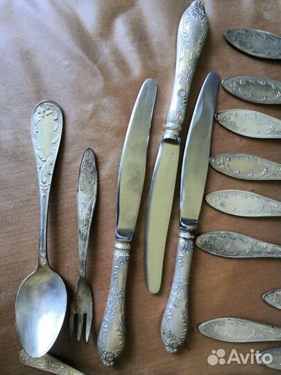 Набор столовых приборов мельхиор