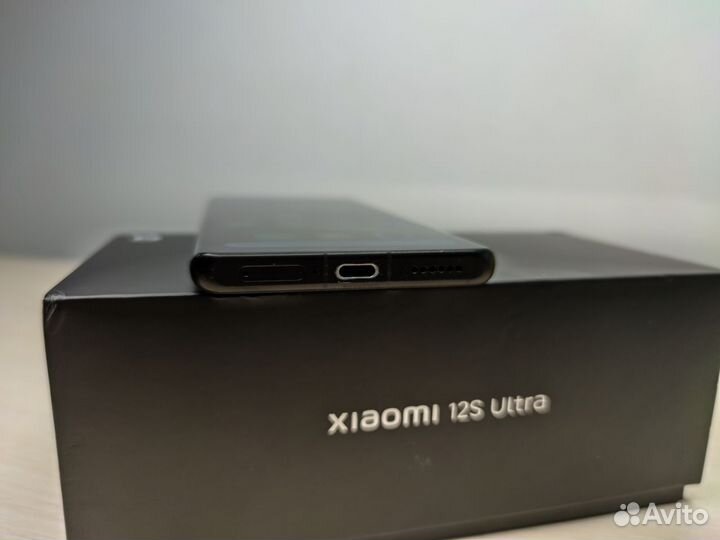 Xiaomi 12S Ultra, 12/512 ГБ