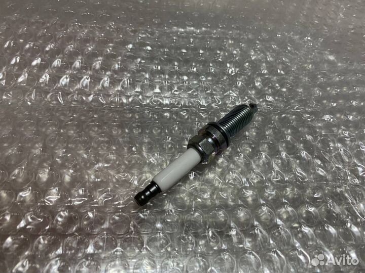 Свечи зажигания Рено Дастер H4M / 224011561R