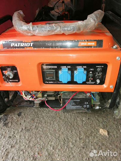 Бензиновый генератор