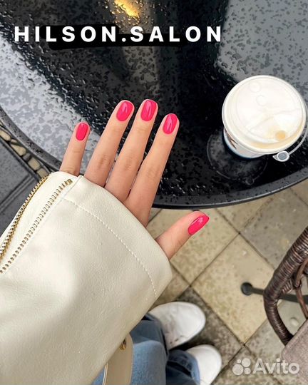 Маникюр и педикюр