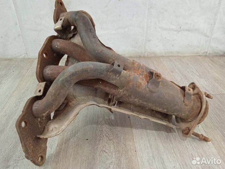 Коллектор выпускной Mazda 6 GG 2006