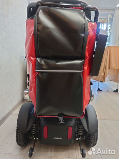 Сумки и чехлы для инвалидных колясок