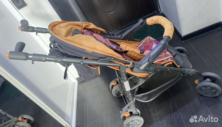 Коляска трость