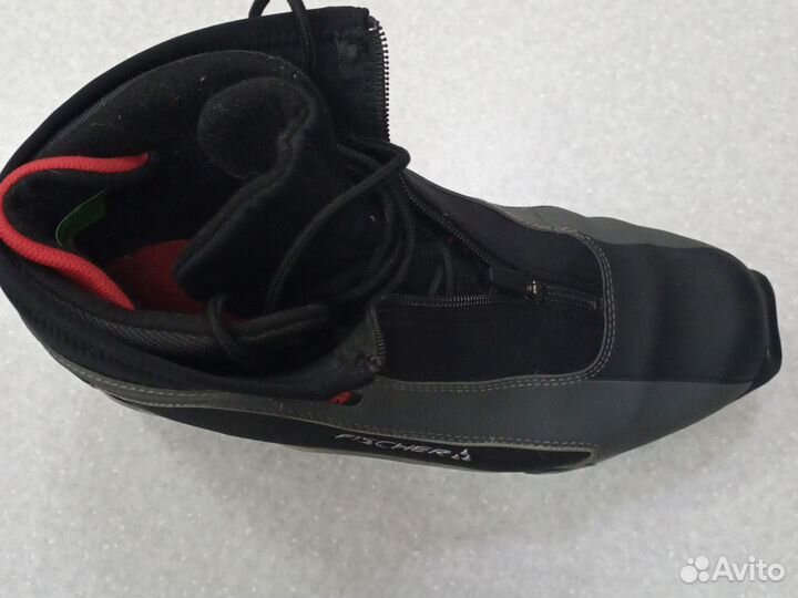 Лыжные ботинки мужские 46-47