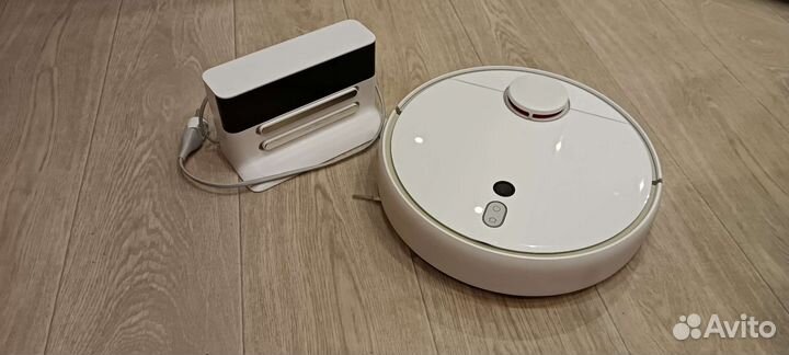 Робот-пылесос Xiaomi Mi Robot Vacuum Cleaner 1S
