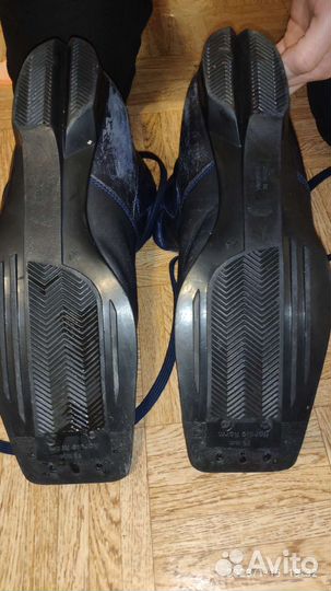 Лыжные ботинки под крепление NN75 (3 отверстия)