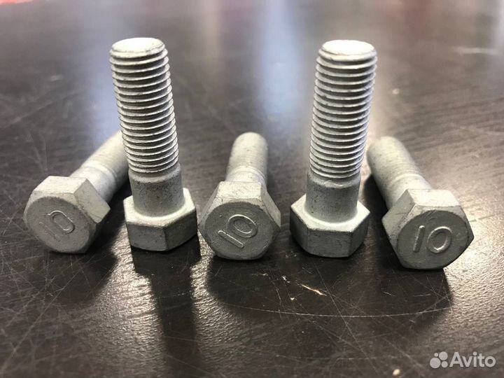 Болт крепления kia Cerato 2013