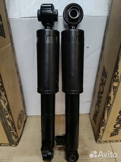 Продам новые стойки monroe G2228