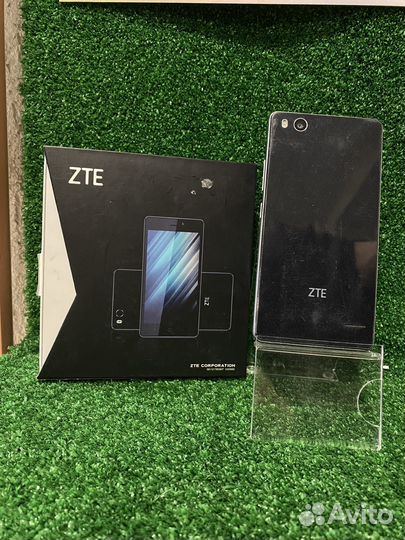ZTE Blade A476, 2/16 ГБ