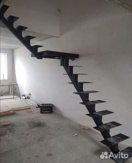 Лестницы на металлокаркасе