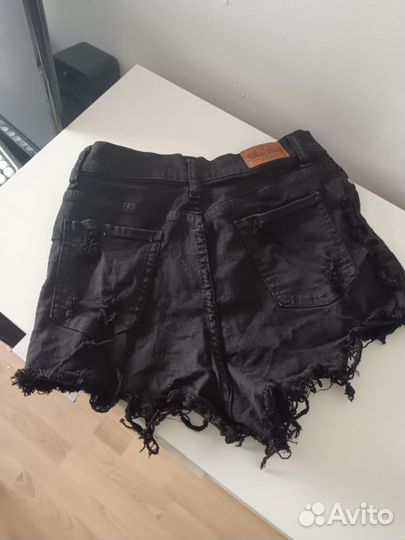 Шорты джинсовые рваные новые