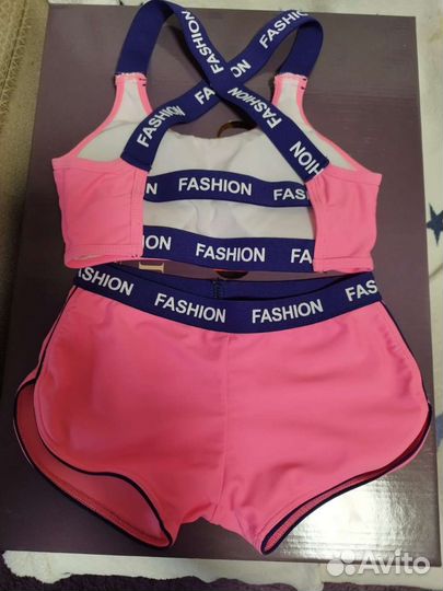 Купальник для девочки 32р