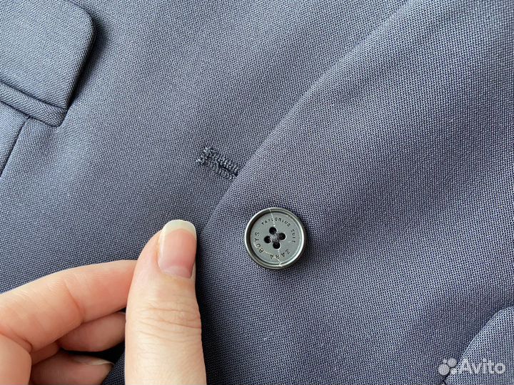 Пиджаки для мальчика Zara, p.110 и р.104