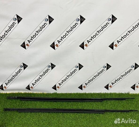 Молдинг двери передний правый Bmw 5-Series G30