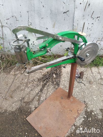 Обувная швейная машина