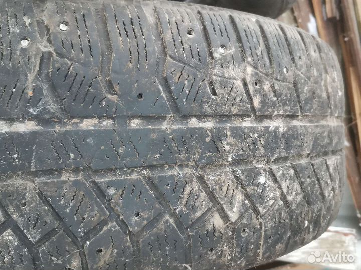 Continental ContiWinterViking 2 225/60 R17