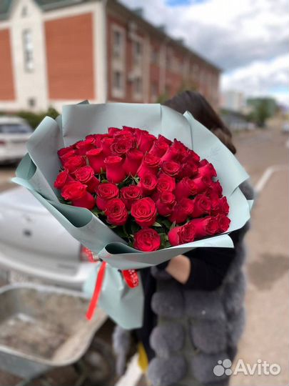 Букет из красных роз премиум класса